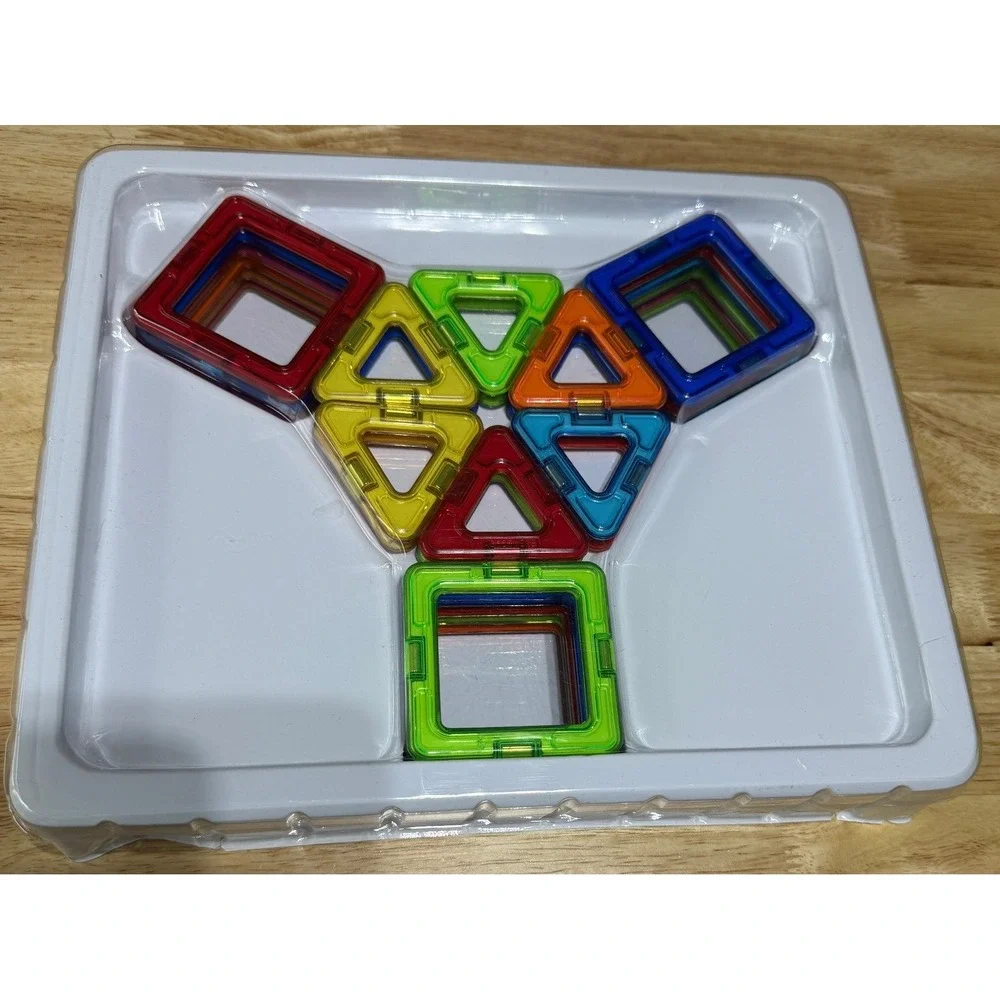 MAGFORMERS Rainbow Set 30 Piece Magnetic Building Blocks Open Box Complete